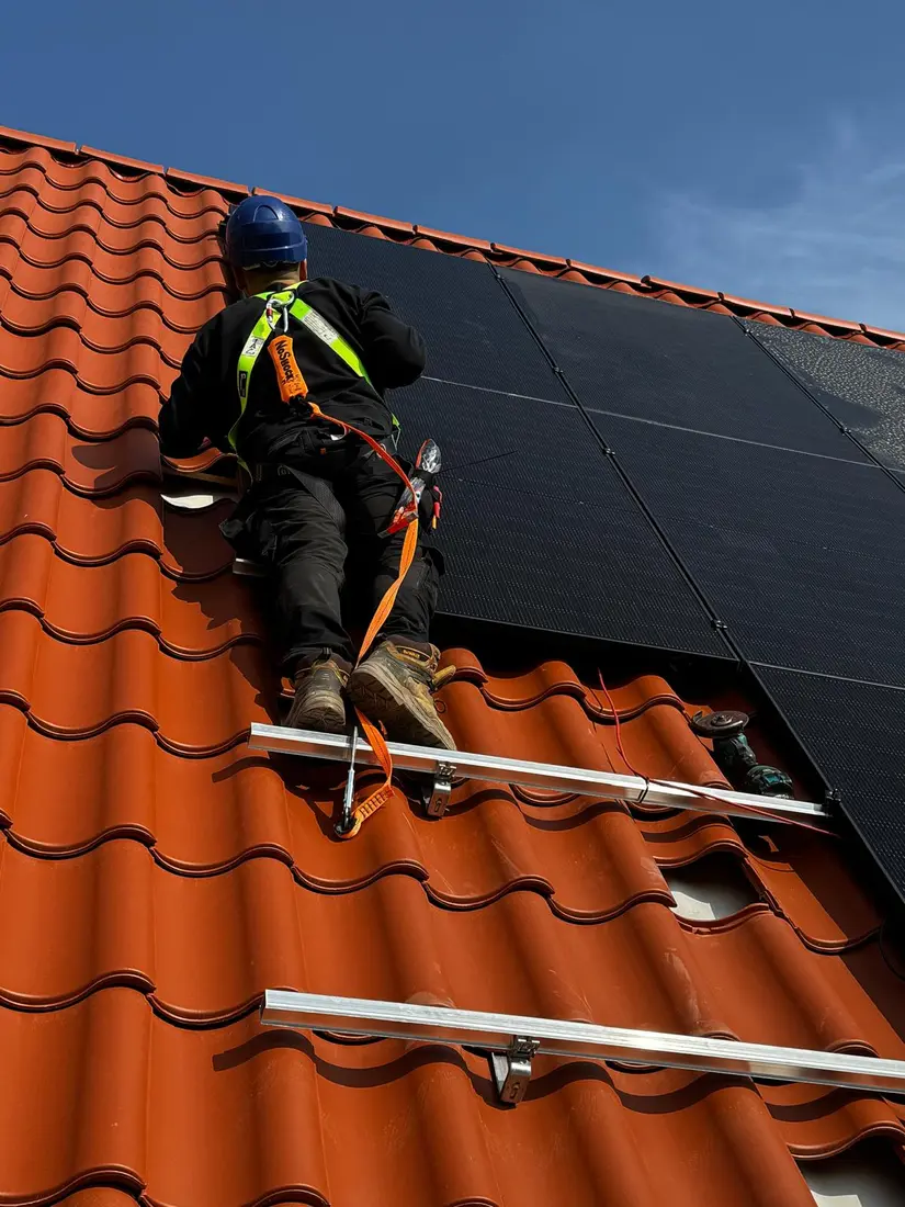 Zonnepanelen op pannendak